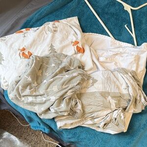 Fox and Arrow Patterned Bedding Set